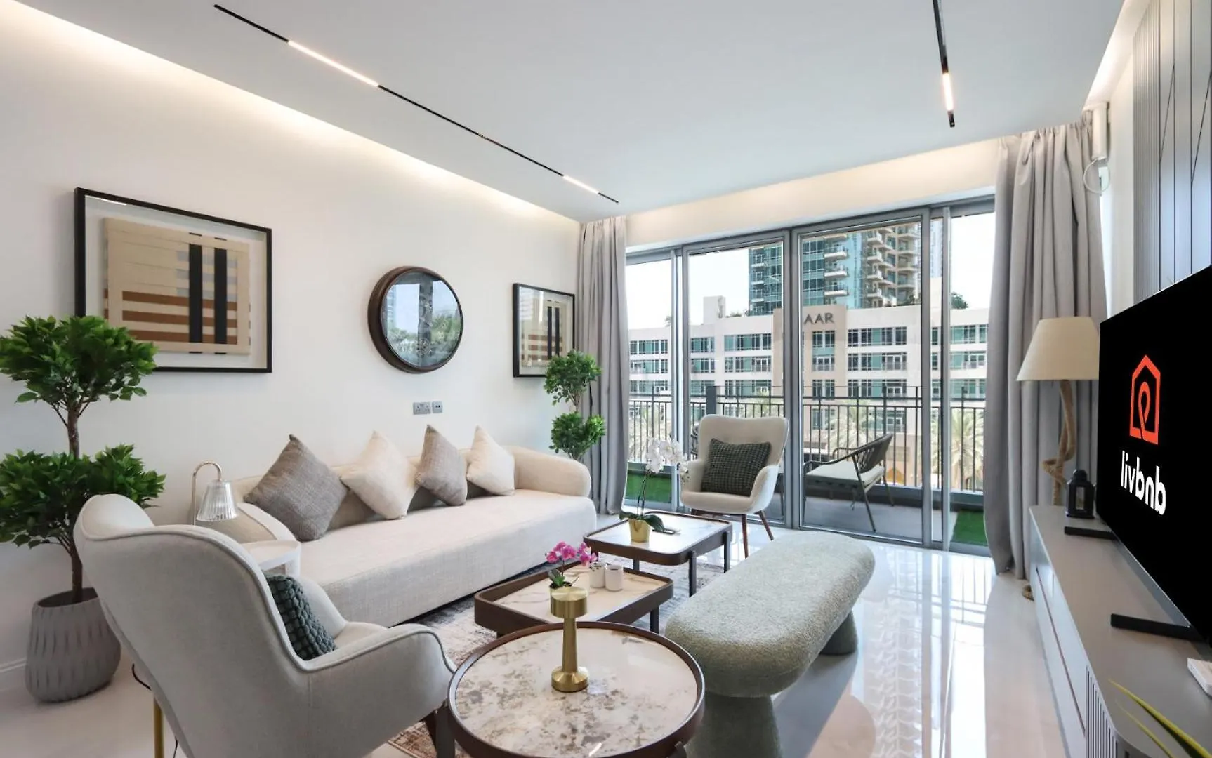 Livbnb - 2B With Modern Interiors, Emaar Boulevard Dubai