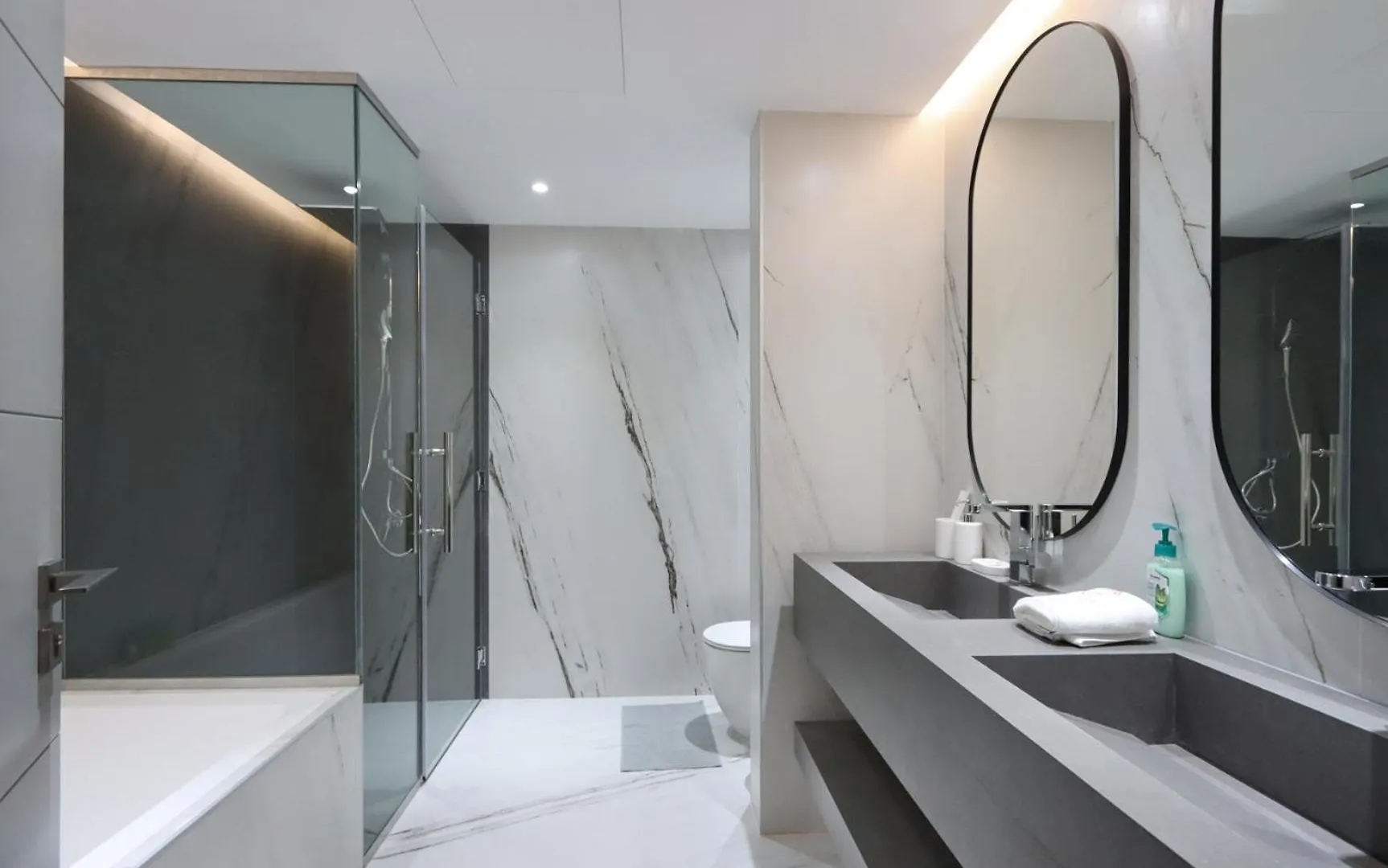 Apartment Livbnb - 2B With Modern Interiors, Emaar Boulevard Dubai