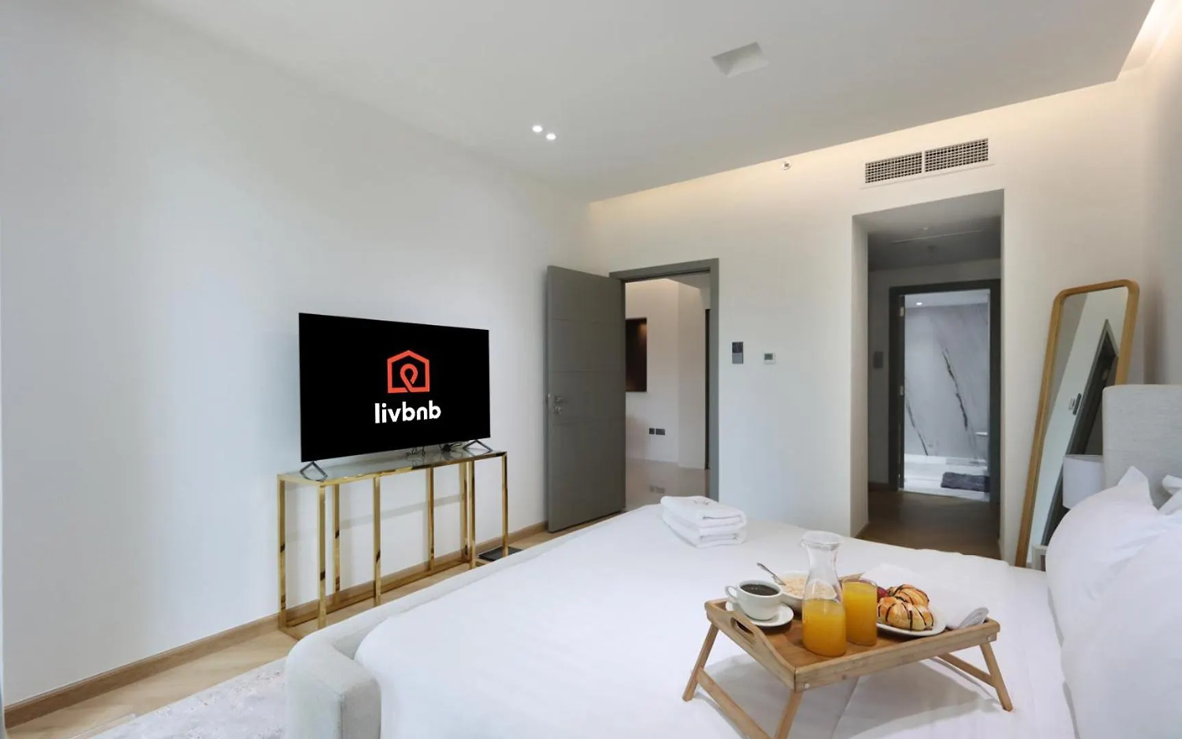 Apartment Livbnb - 2B With Modern Interiors, Emaar Boulevard Dubai